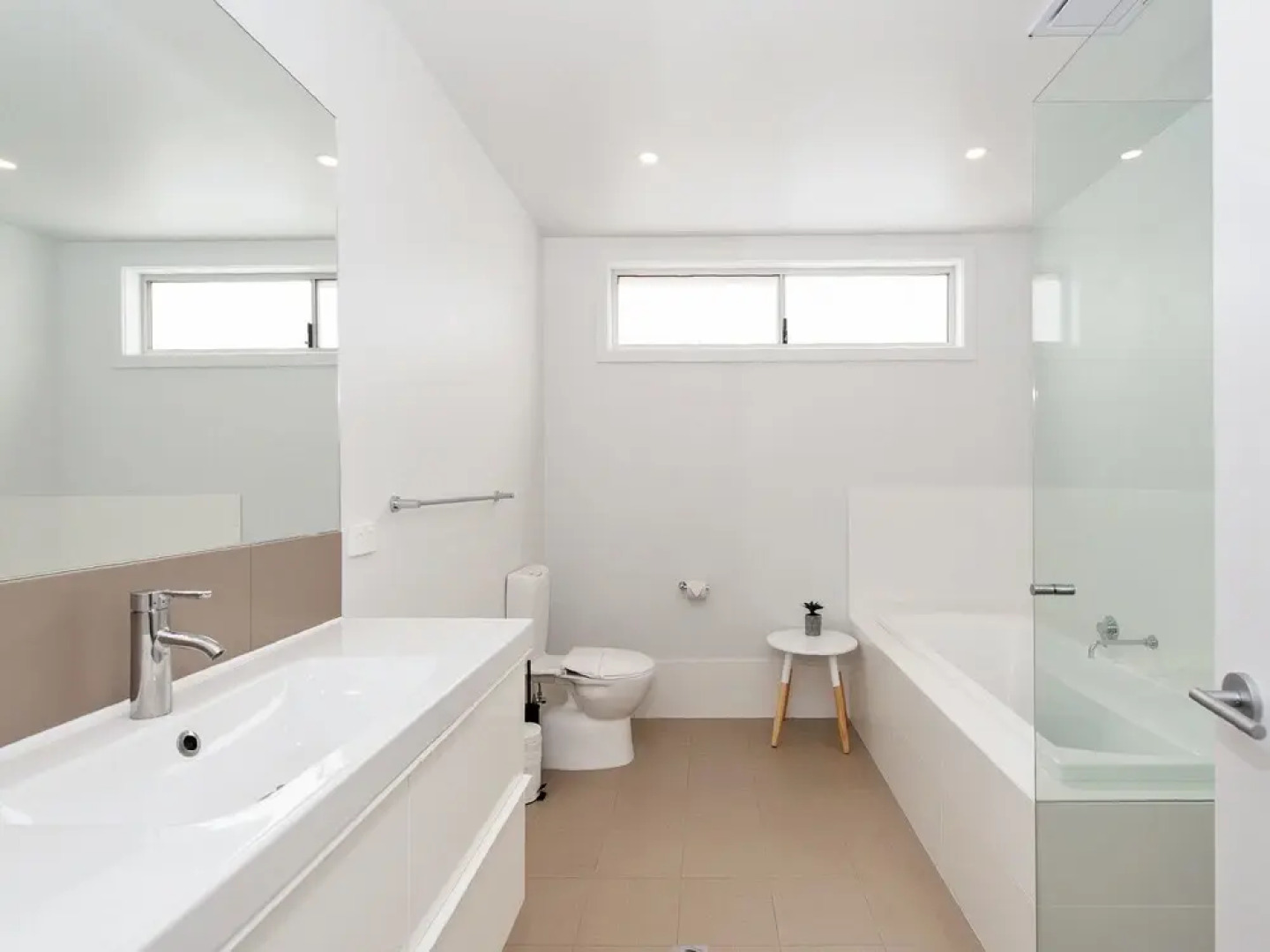 Seas the Day, 41B Ocean Avenue