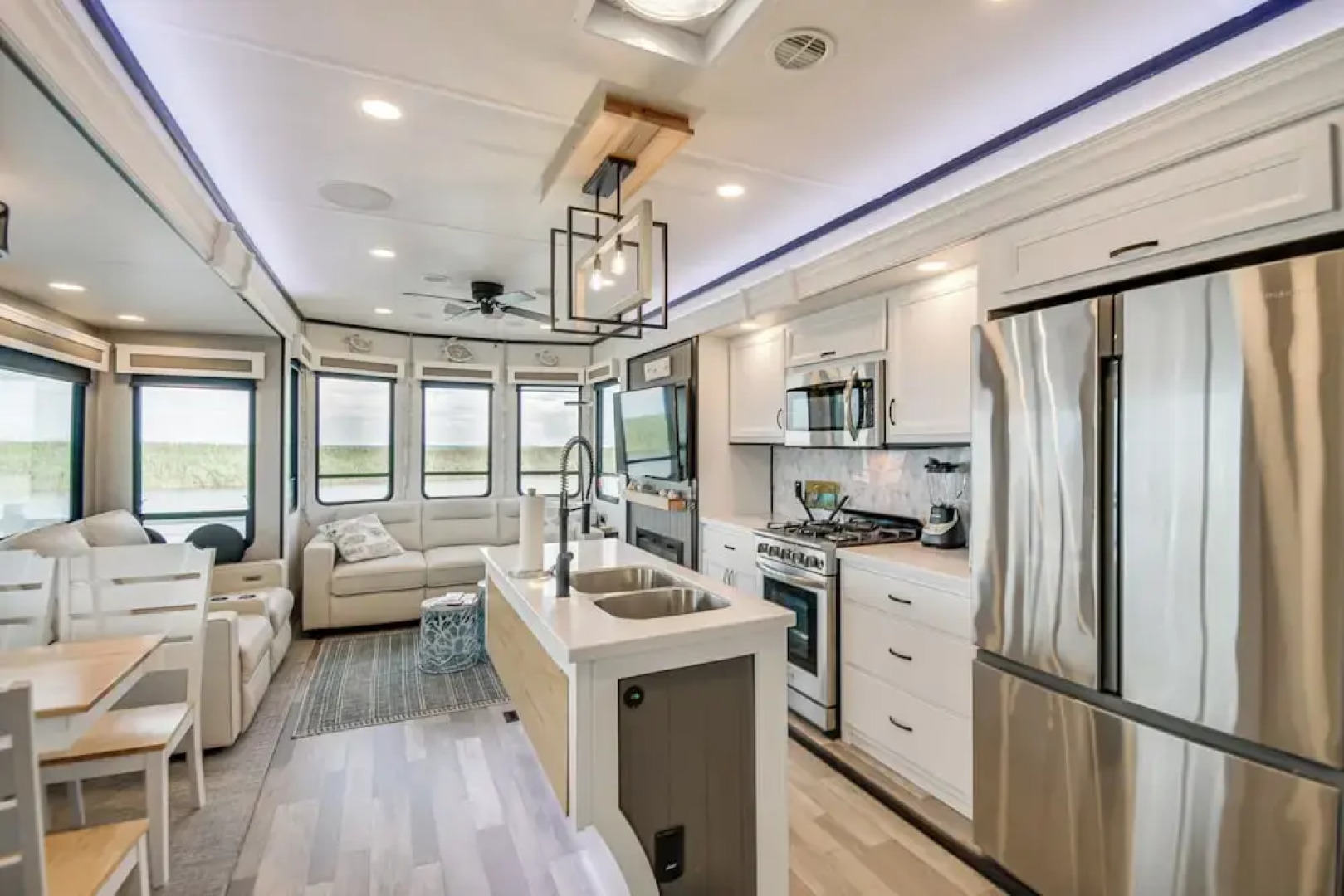 Pools, Boat Ramp & More: Cottage in Virginia Beach