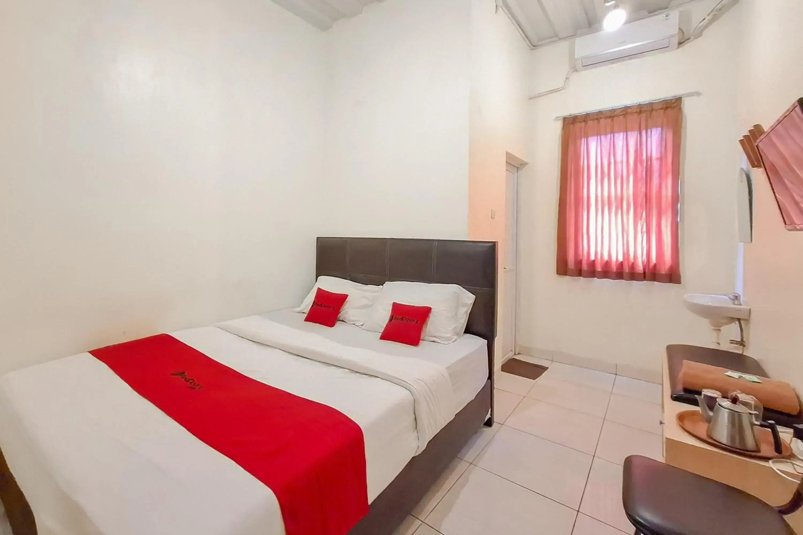 Super OYO Collection O 2383 Andongkoe 64 Salatiga