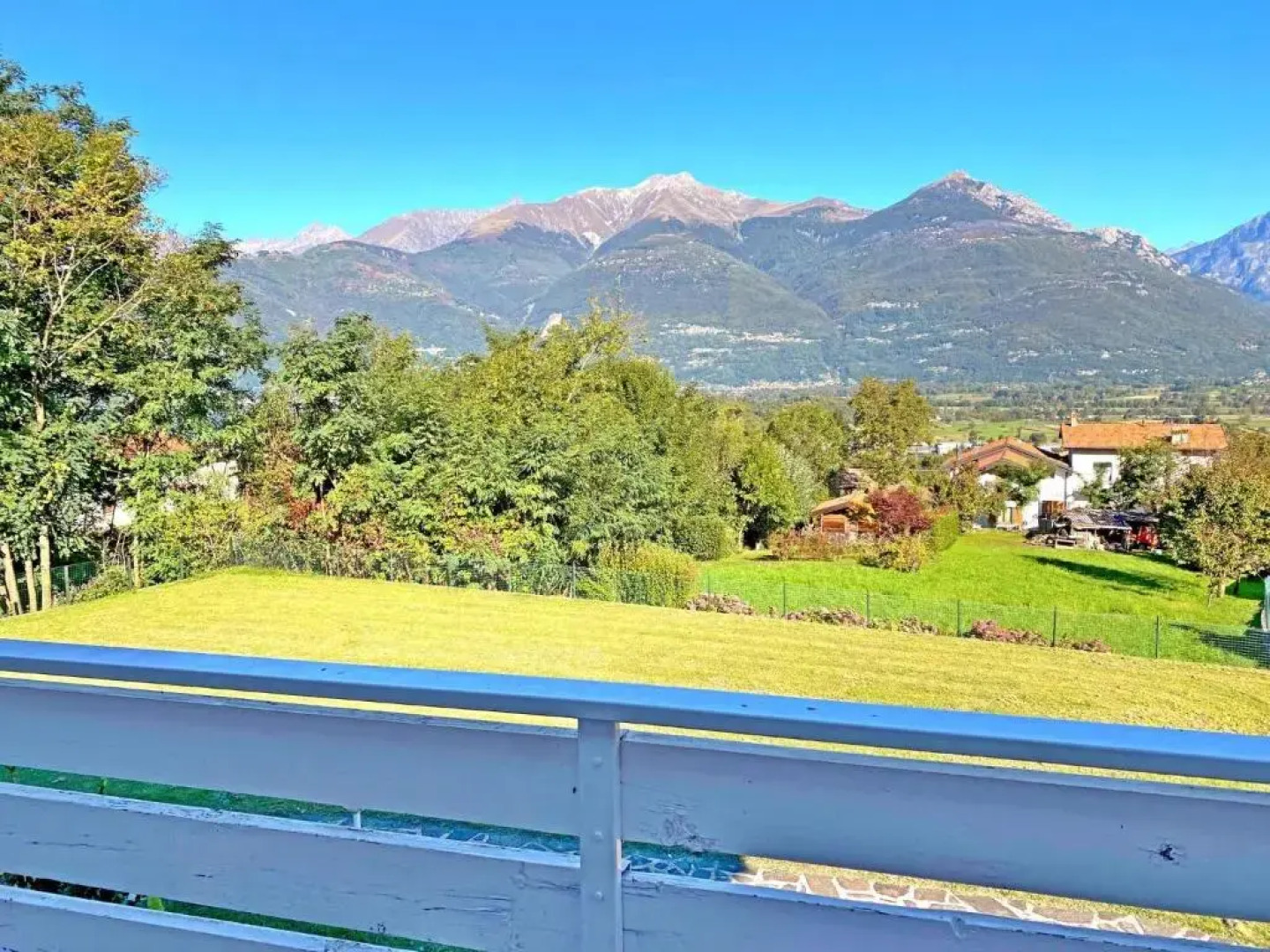 Sole 1 Terrassen Ferienwohnung mit Pool OG