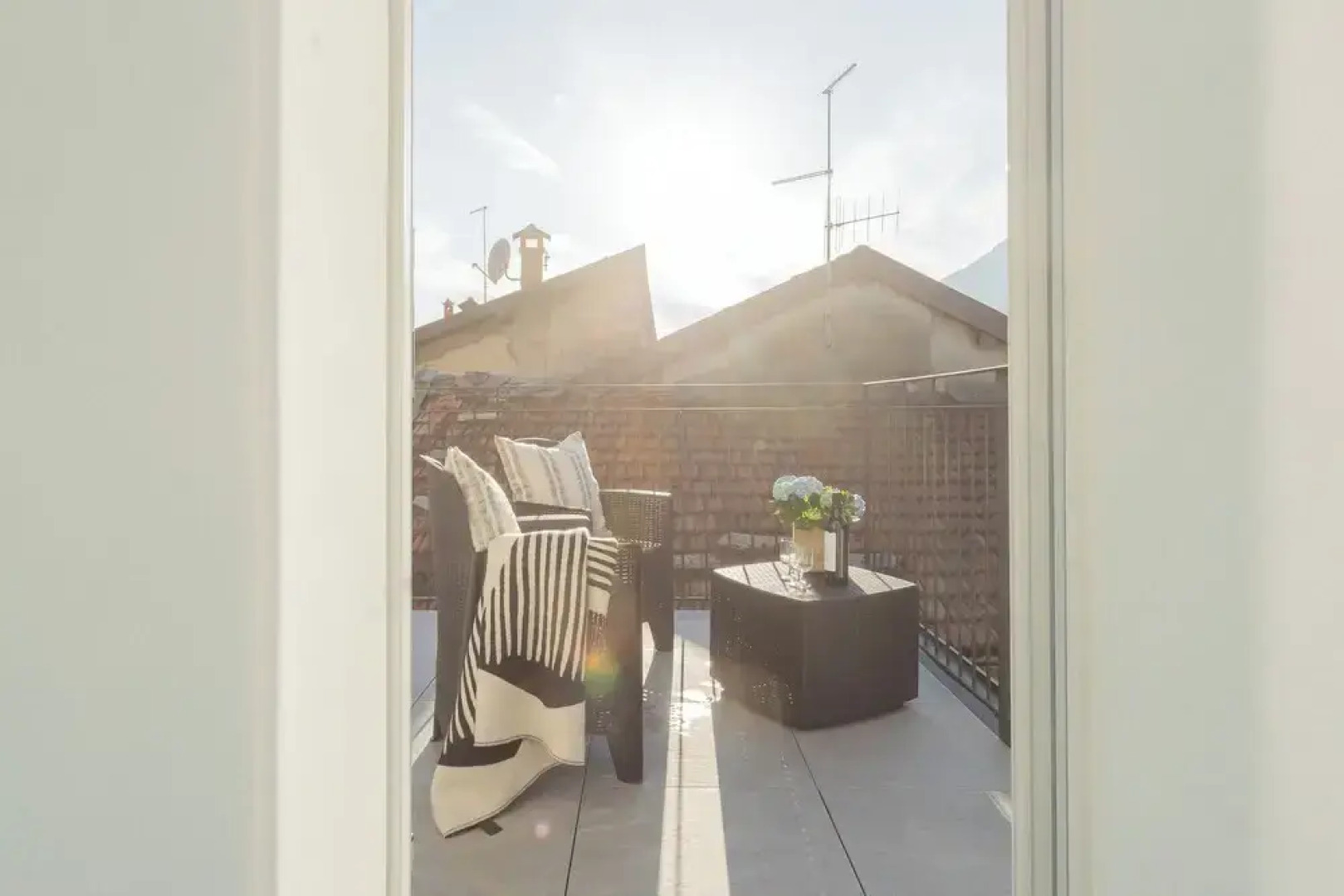 Pozzo Vertical Apartment With Garden and Parking by Rent all Como