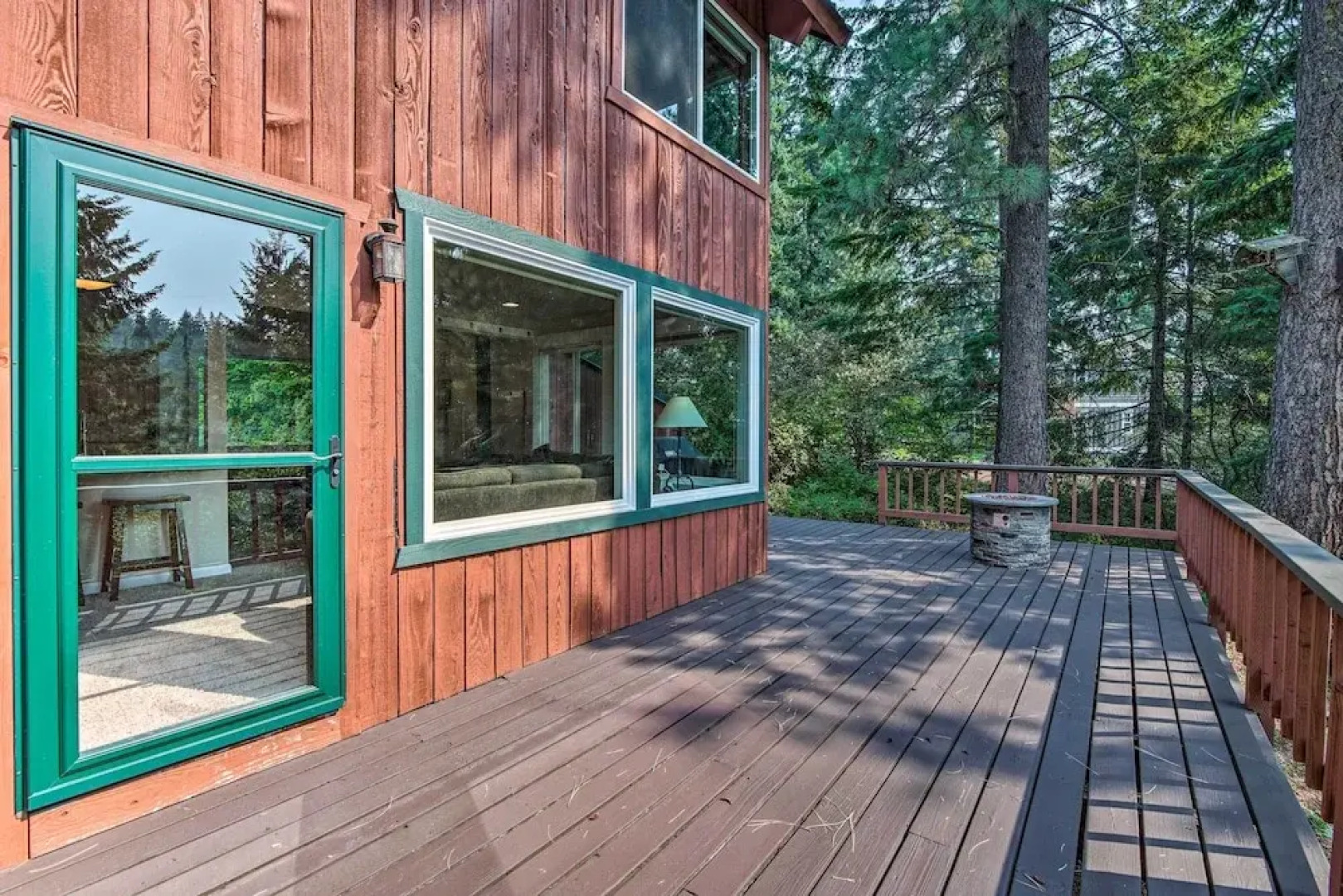 Peace in the Pines: Cle Elum Cabin w/ Trail!