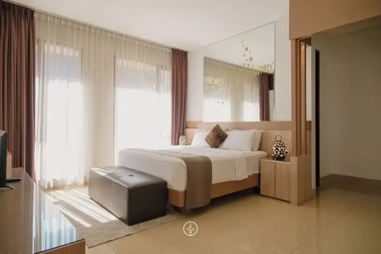 Narwastu hill 6BR villa with pool and movie room