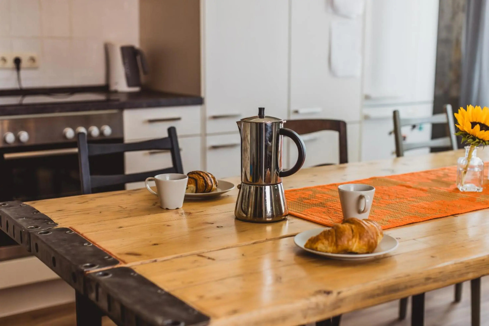 Charmante Altbau-Wohnung zwischen Altstadt und Klinikum mit Parkplatz