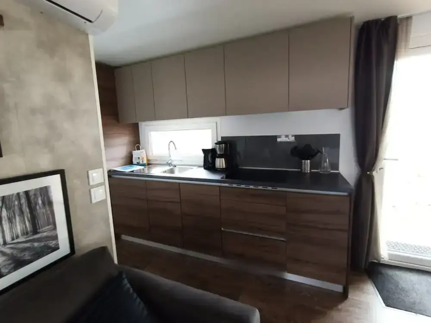 Modern Chalet With Air Conditioning