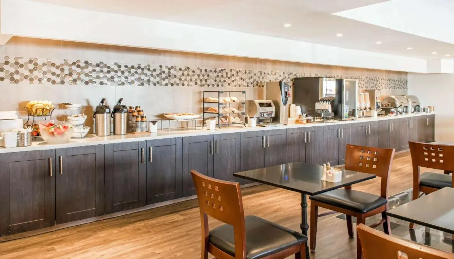 Quality Hotel Dorval