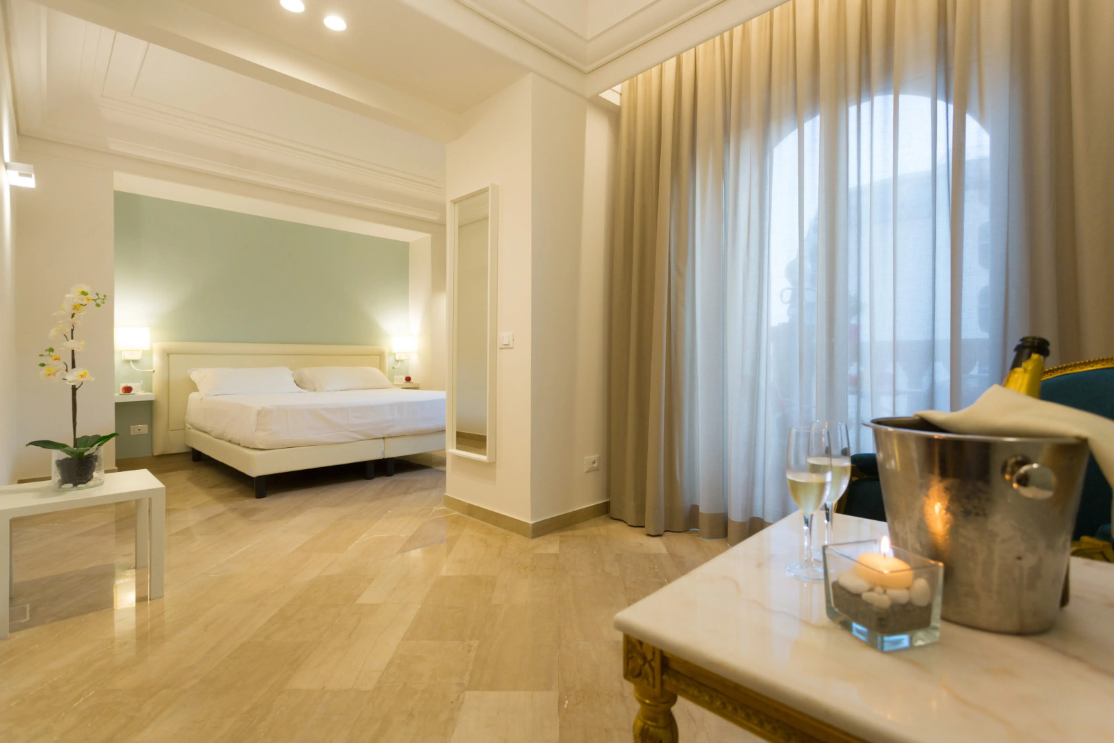 Hellenia Yachting Hotel