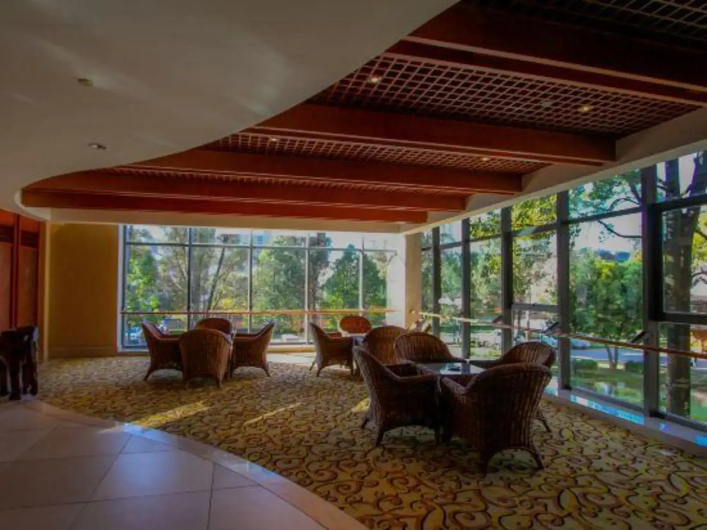 Huquan Huayuan Hotel