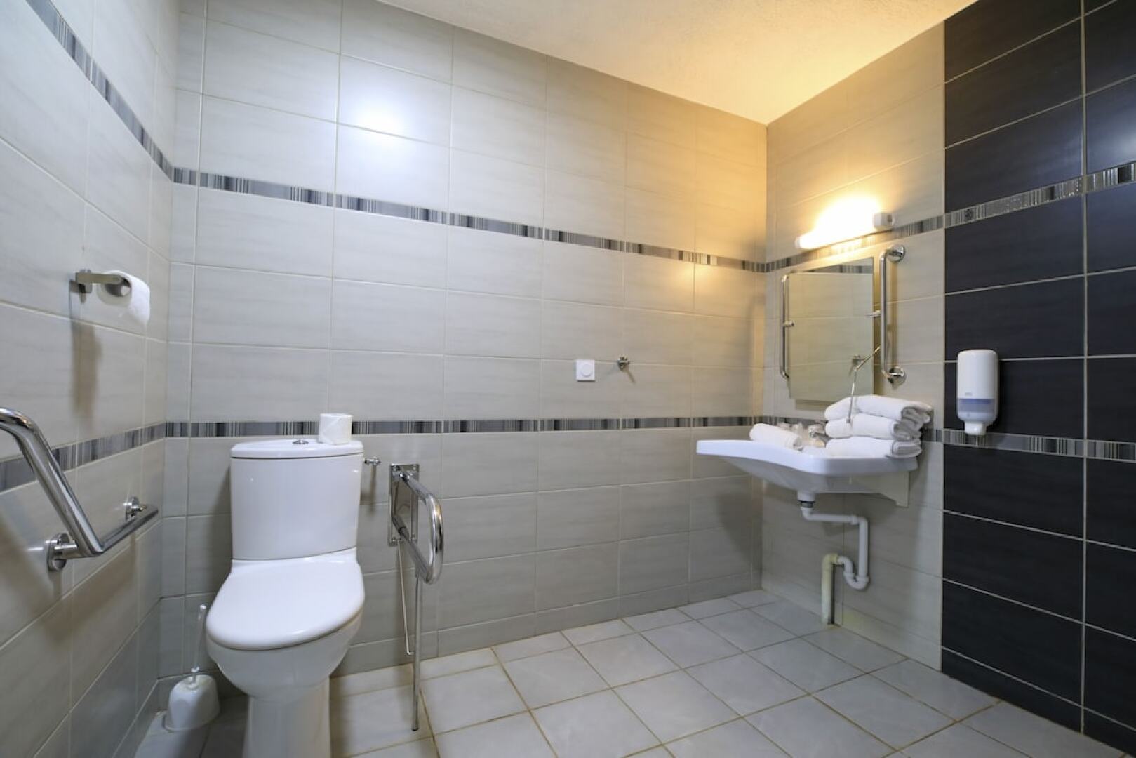 Brit Hotel Confort Le Polder Gravelines