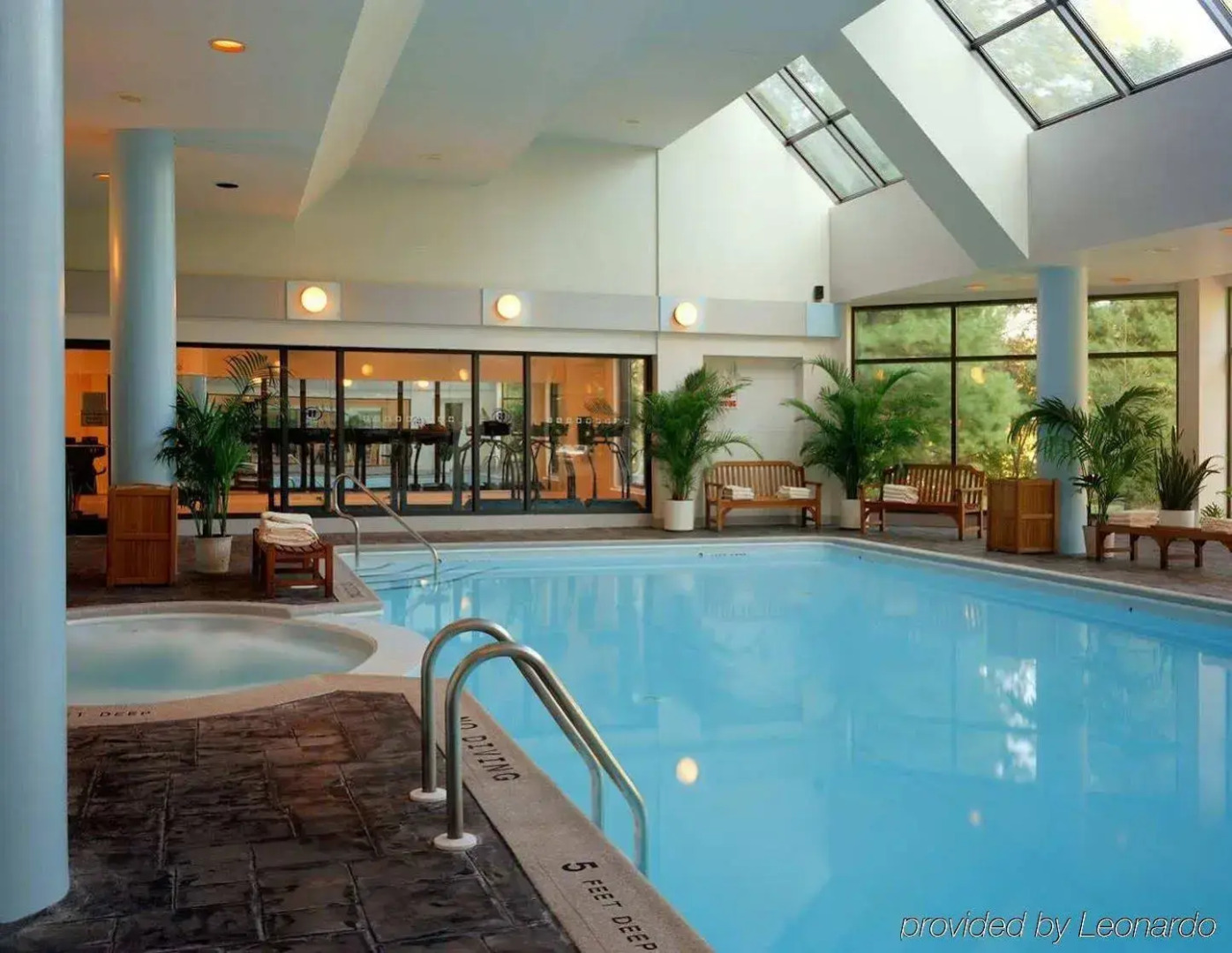 Hilton East Brunswick Hotel & Executive Meeting Center