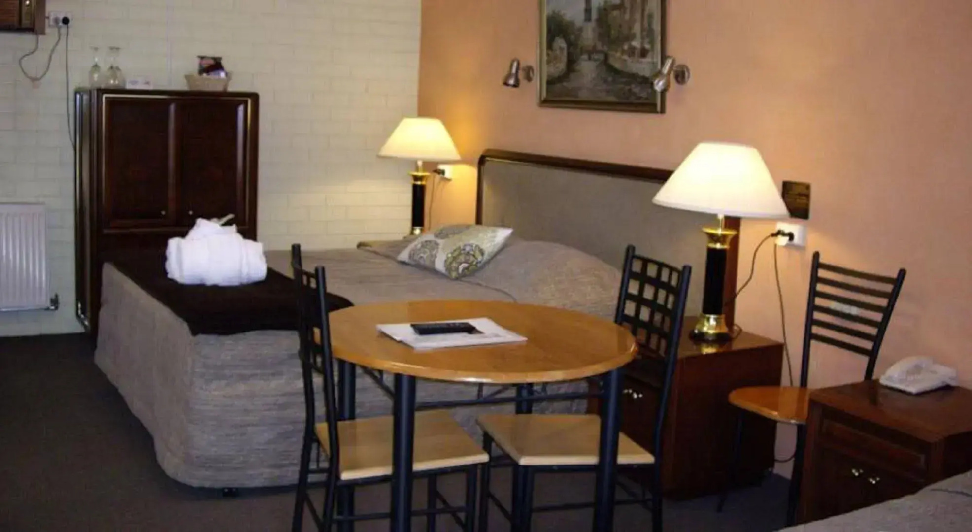 Estelle Kramer Motor Inn