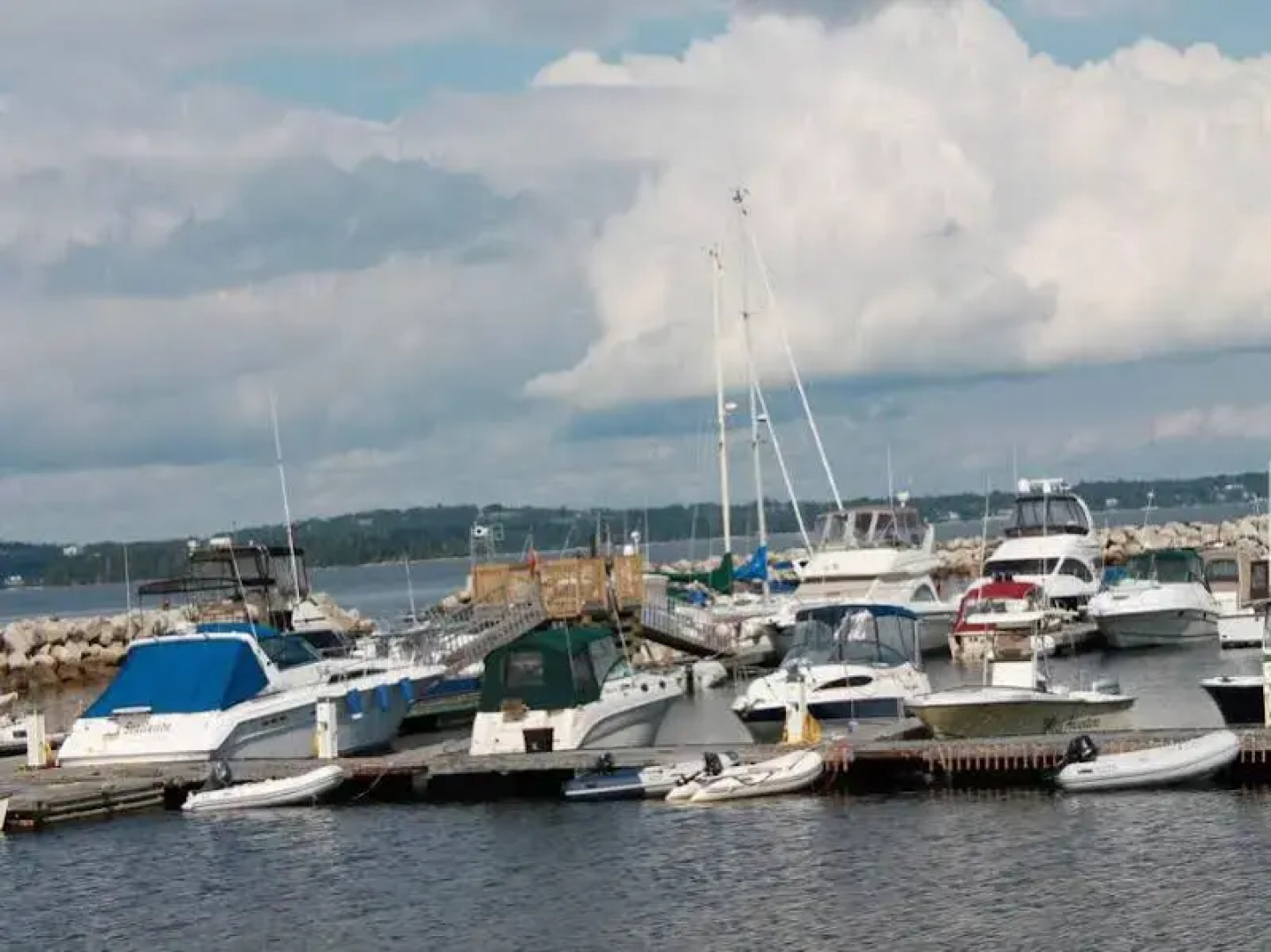 Oak Island Resort & Conference Centre