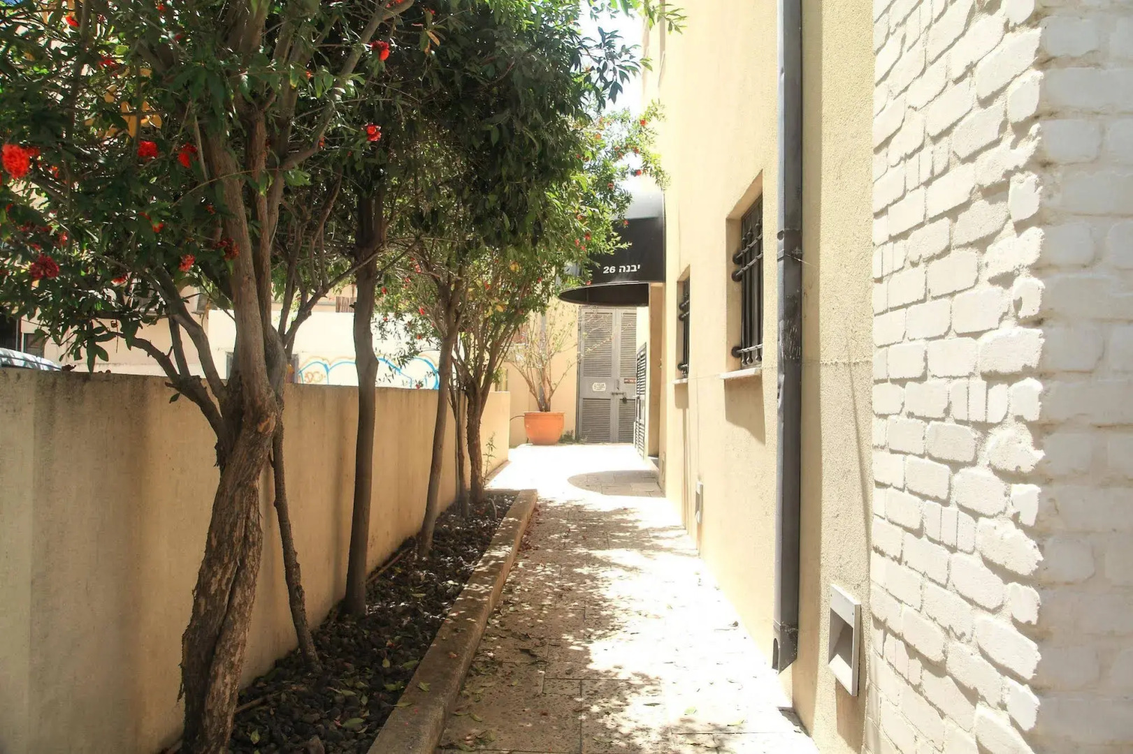 Townhouse Residence a member of Brown Hotels