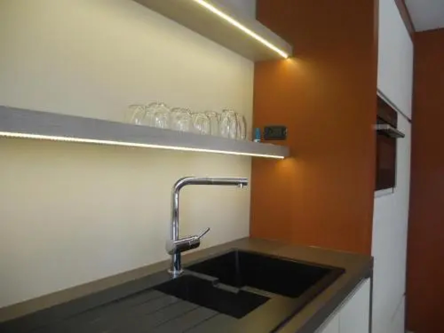 Au Paradis Guesthouse