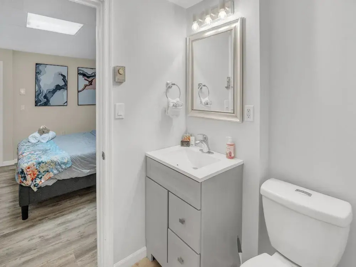 Pocono Escape - Cozy 5br - Sauna-billiard 5 Bedroom Home by RedAwning