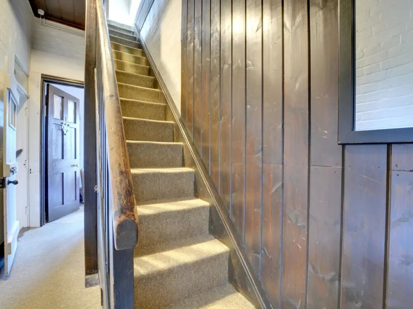 Unique Mansion in Battle with Garden near City Center