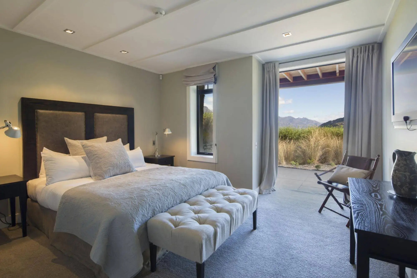 Commonage Villas by Staysouth