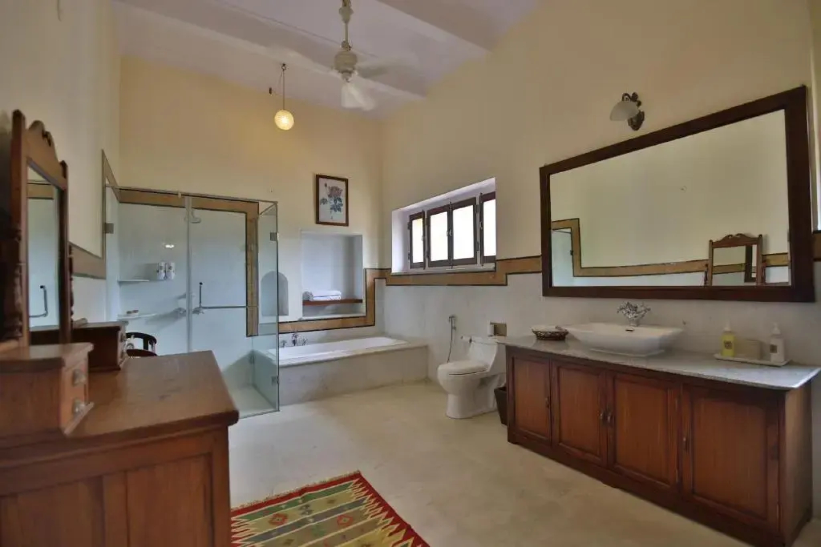 Roop Niwas Kothi, Near Mandawa