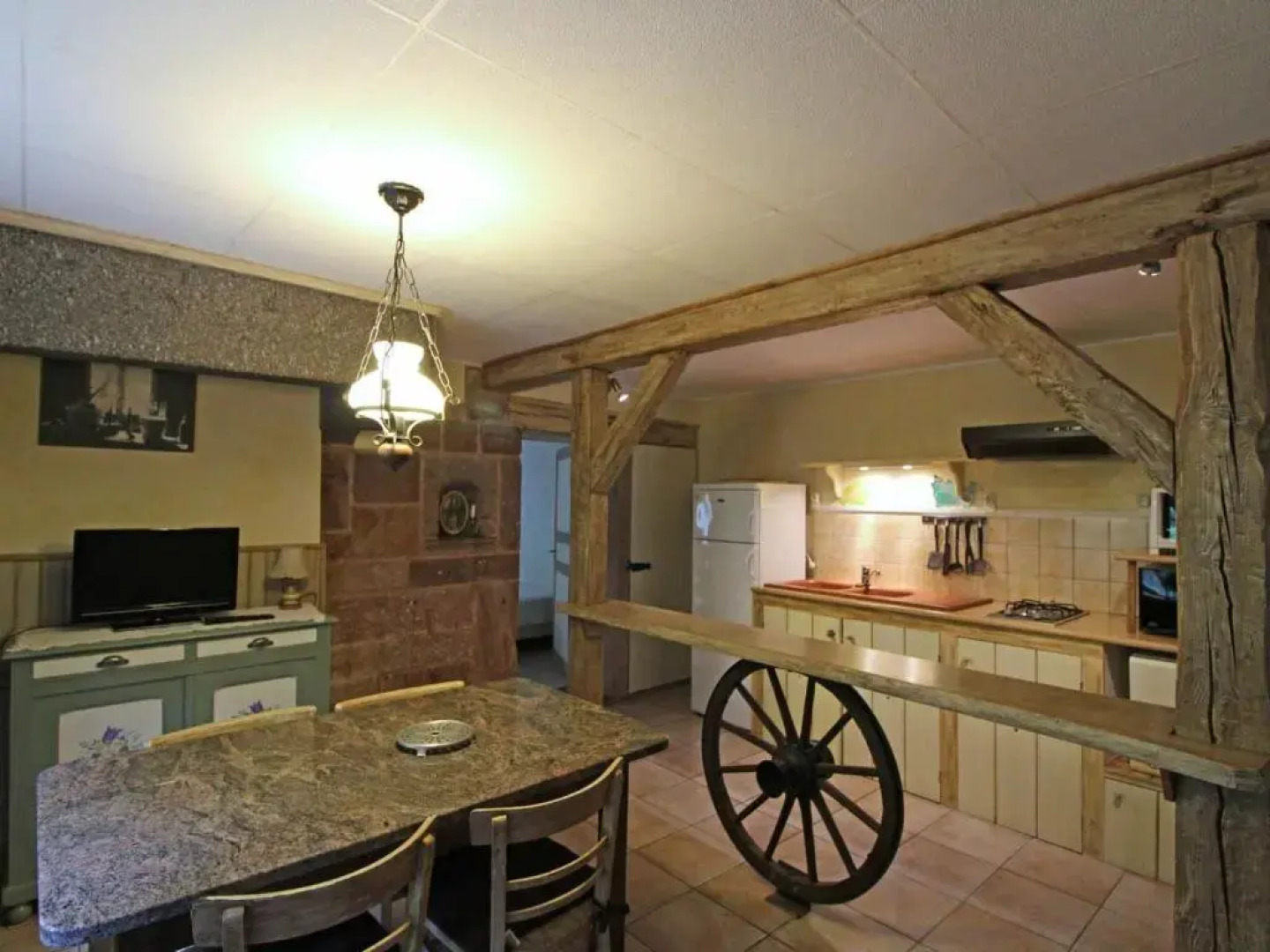 Gîte Le Syndicat, 3 pièces, 4 personnes - FR-1-589-125