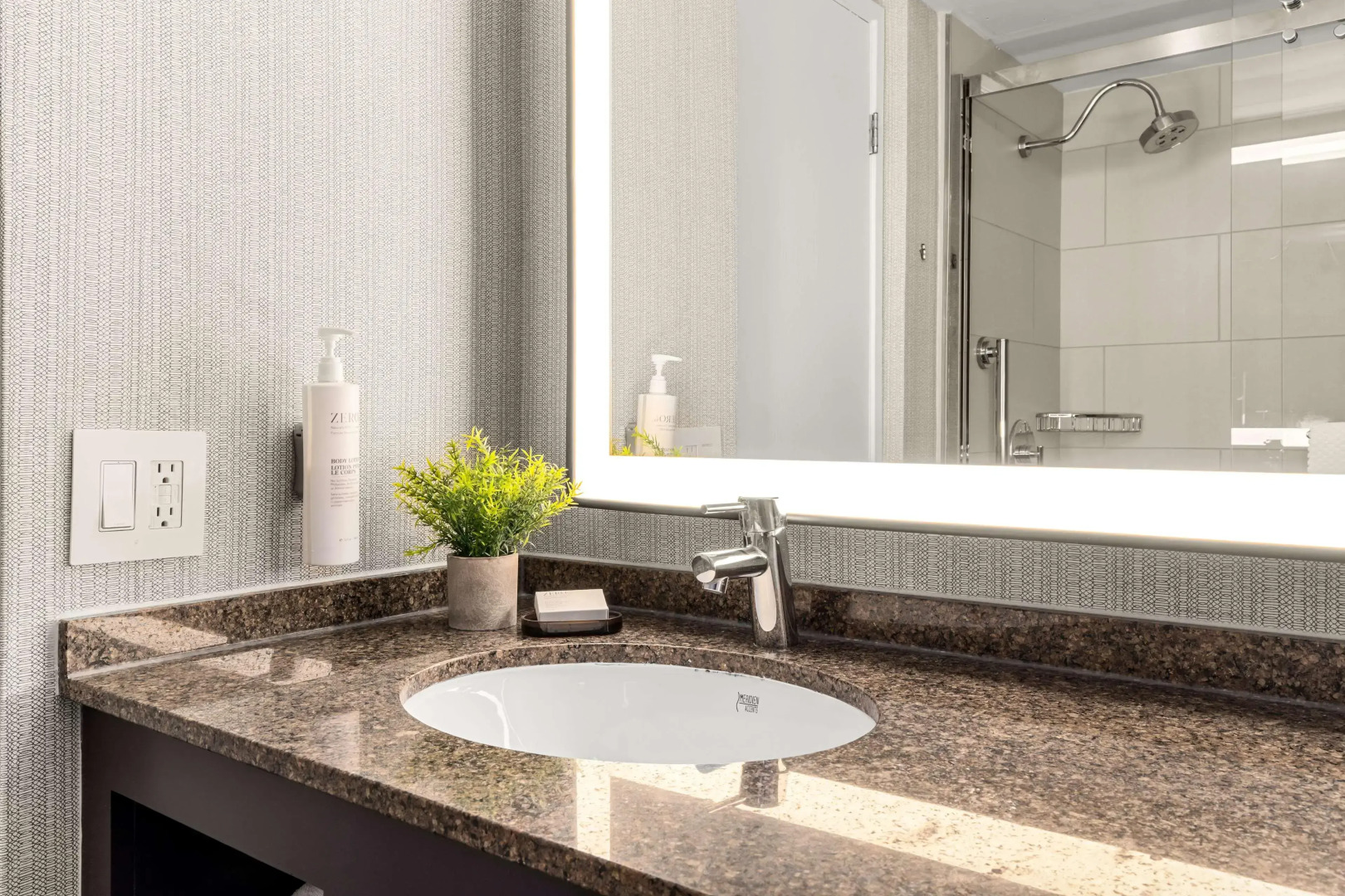 Embassy Suites by Hilton Los Angeles LAX South/El Segundo