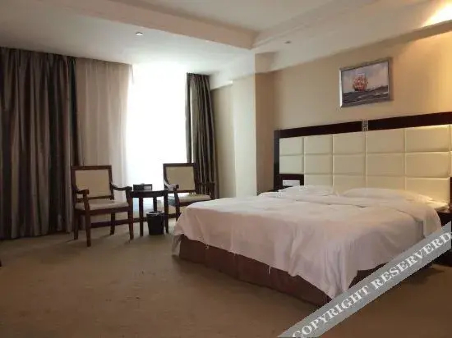 Qianjiang Marriott Holiday Hotel