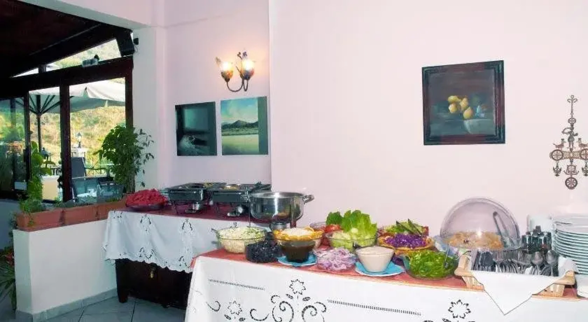 Alonakia Hotel