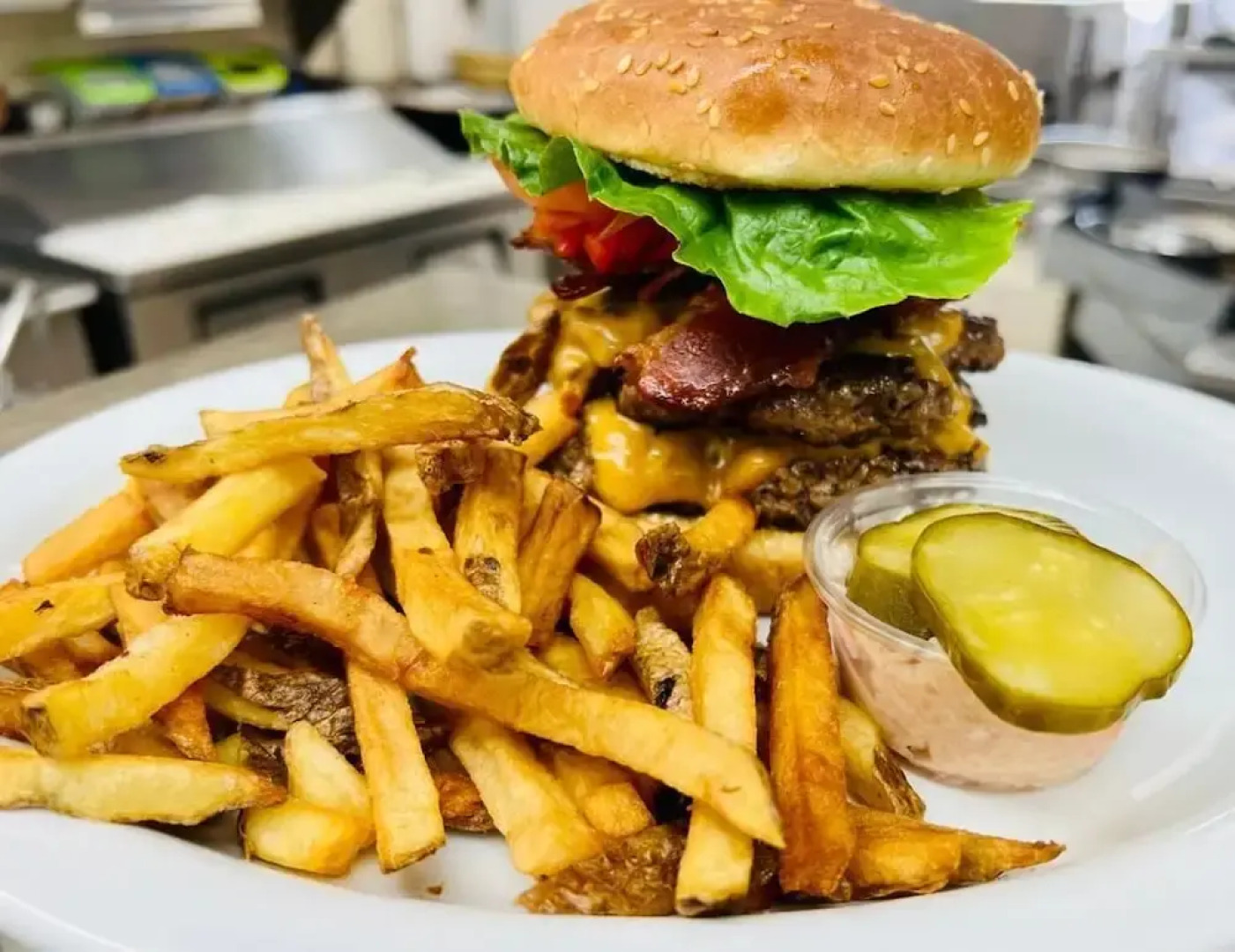 Bears Den Lounge and Motel