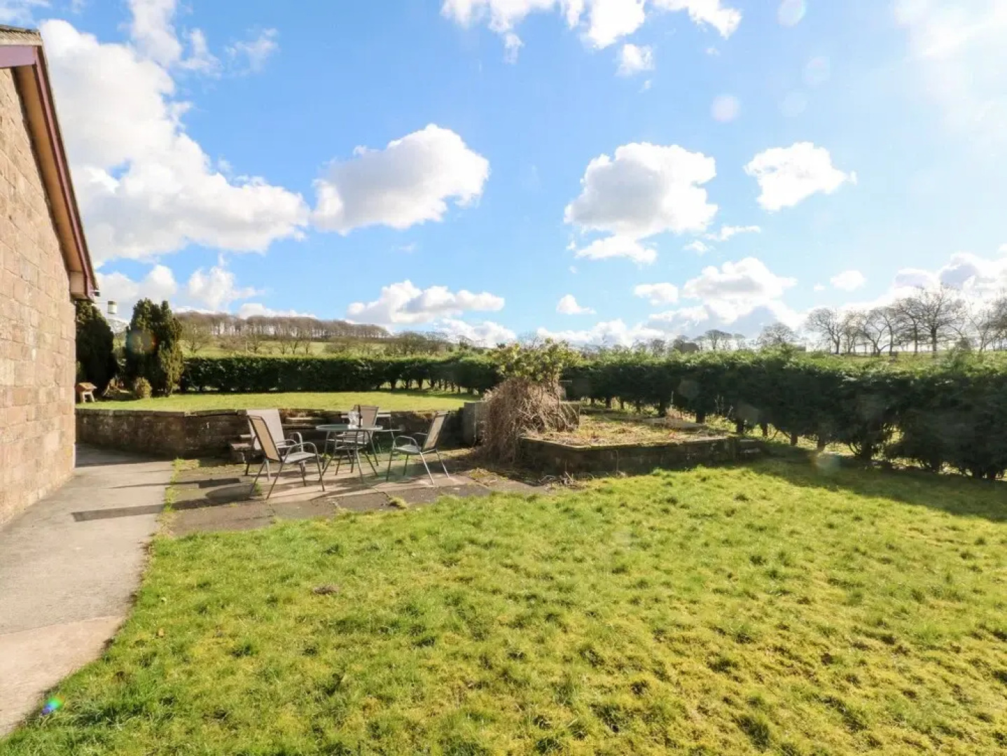 Hawksbridge Bungalow