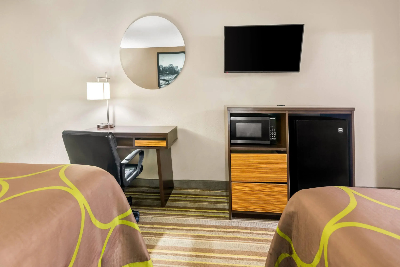 Super 8 by Wyndham Columbia