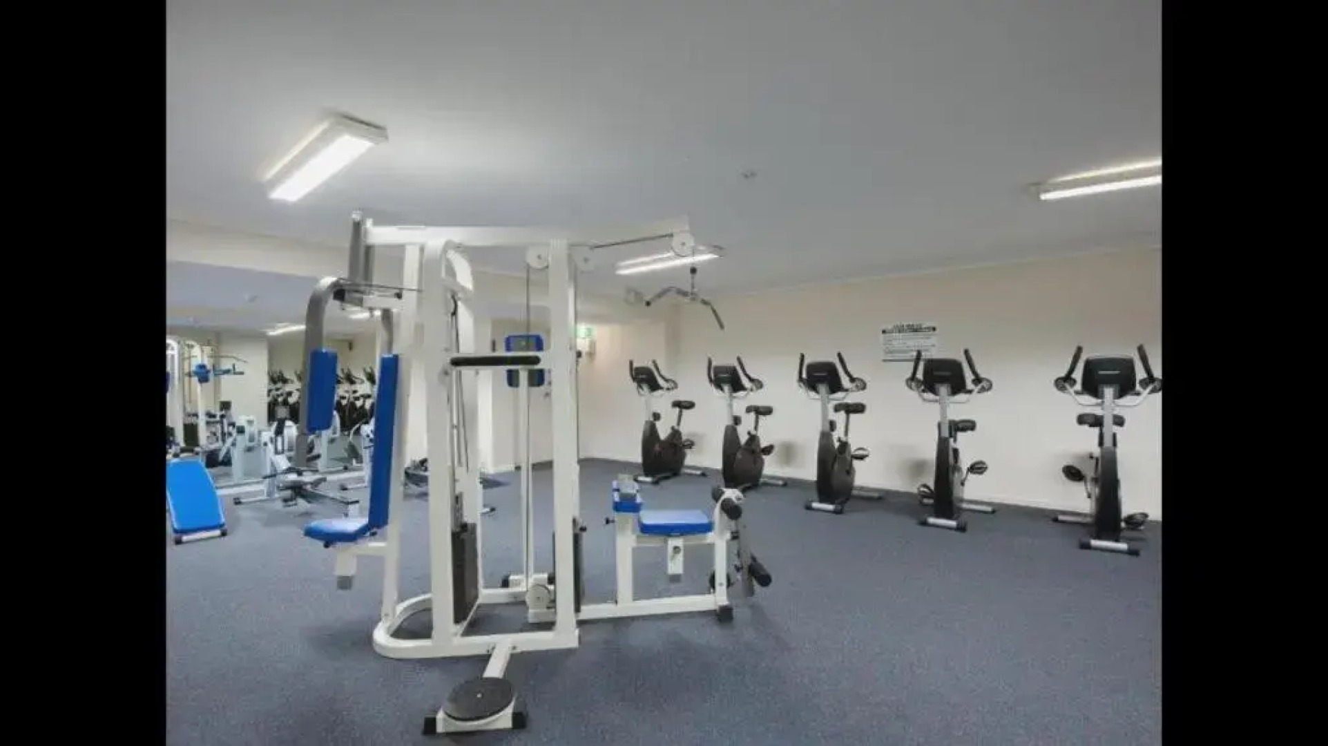 Mermaid Beach Apartment