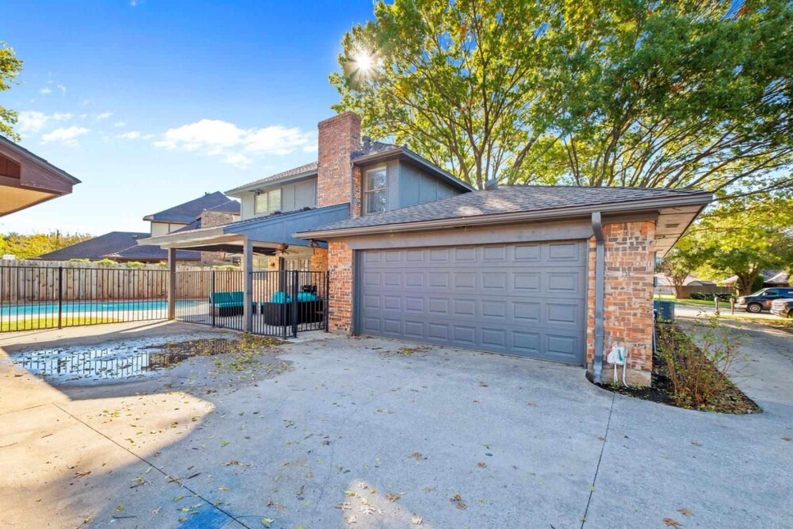 2414 Pecan