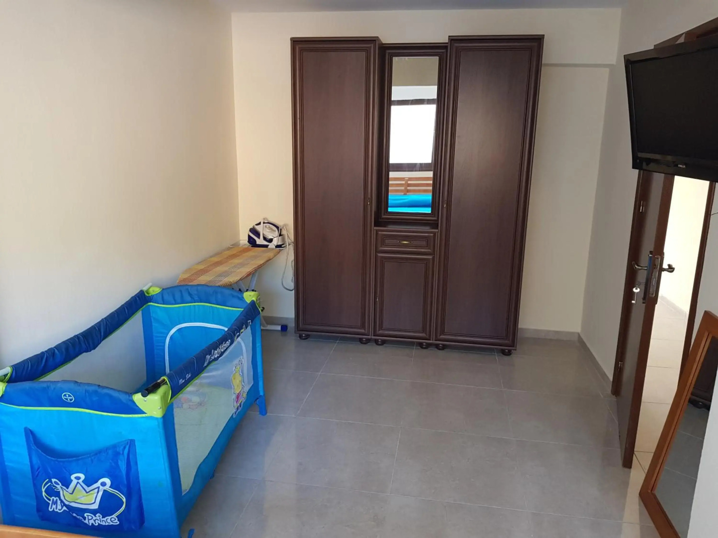 JOANNA SUNSET APTS Pomos