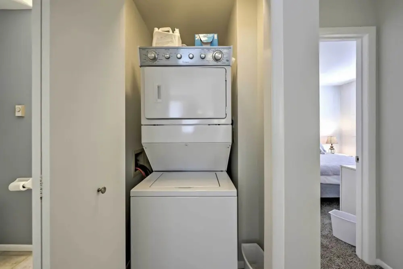 Central Sea Isle City Condo - 1 Block to the Beach