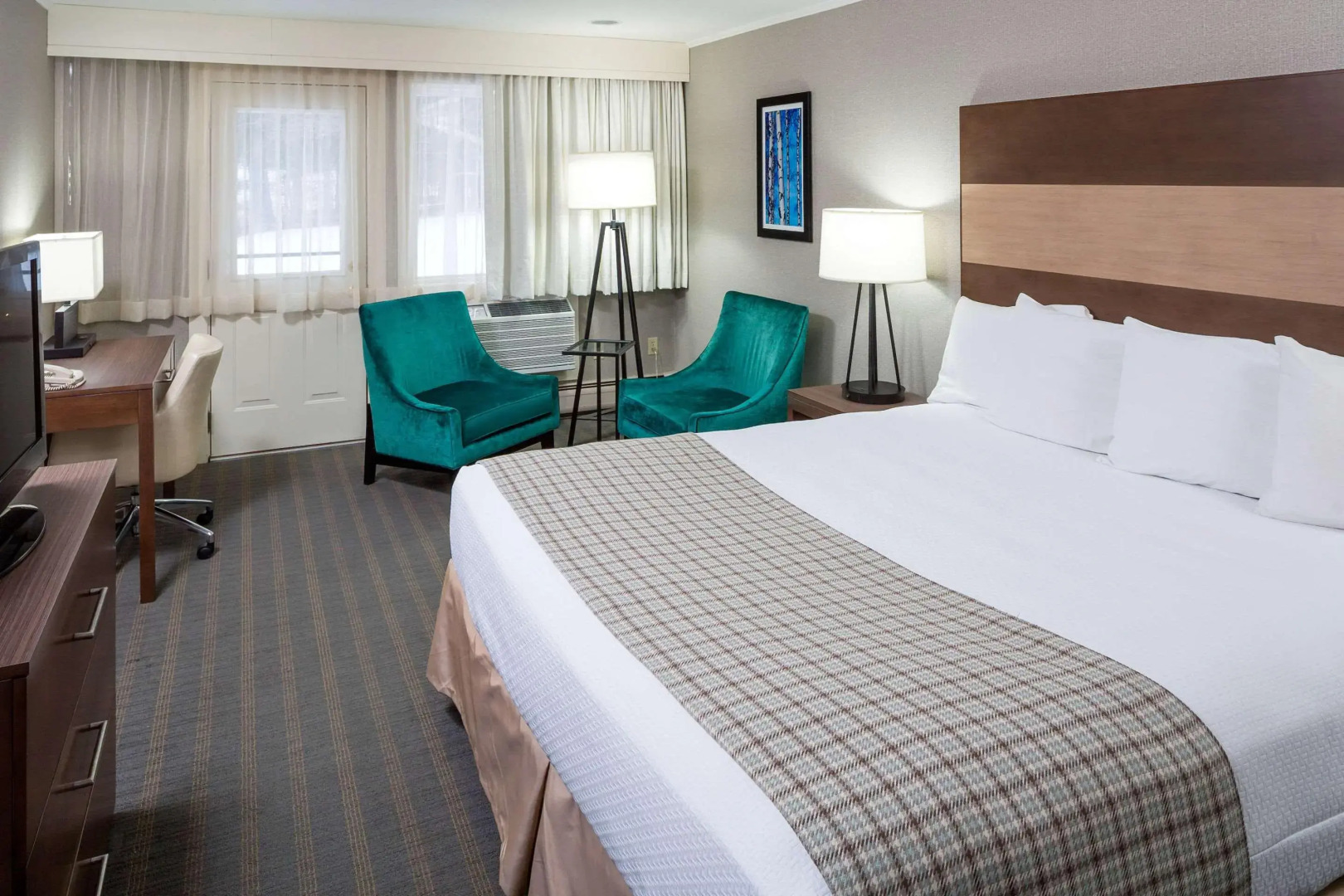 Bluebird Cady Hill Lodge