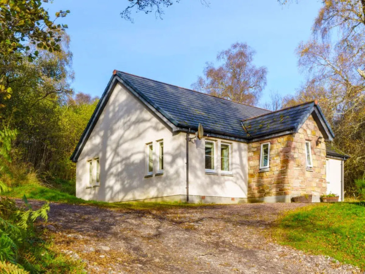House Brochs Drumnadrochit