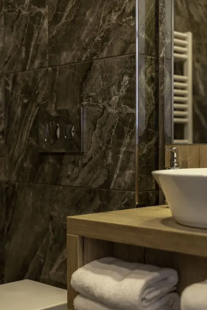 4 Smart Hotel