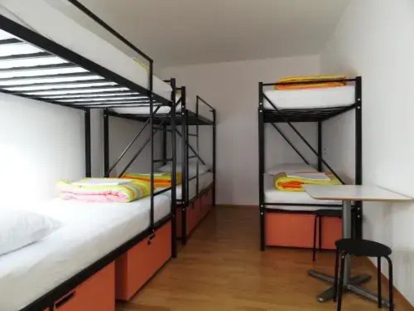 Hostel Alieti