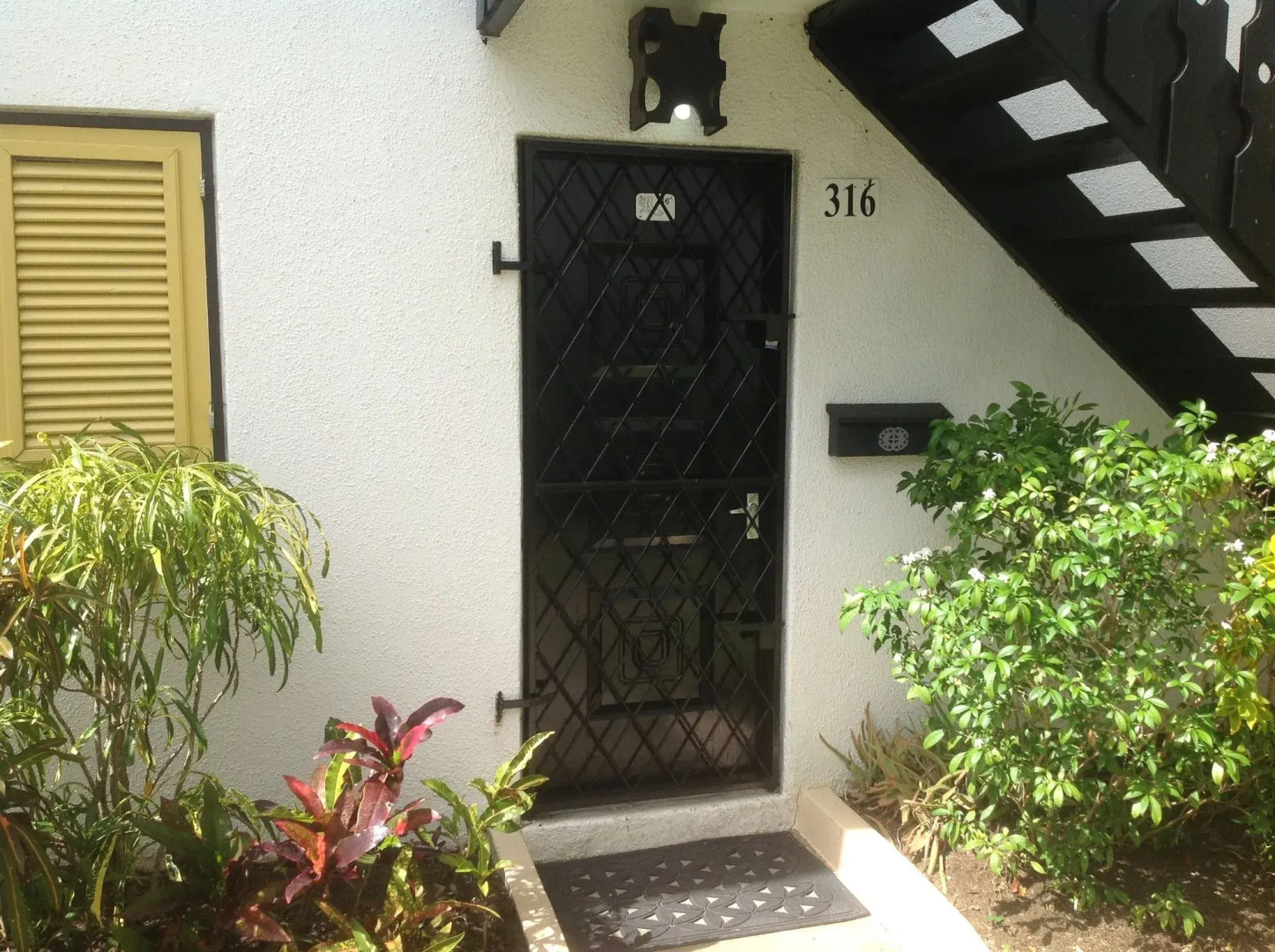 Moonshine 316 Rockley Golf Club