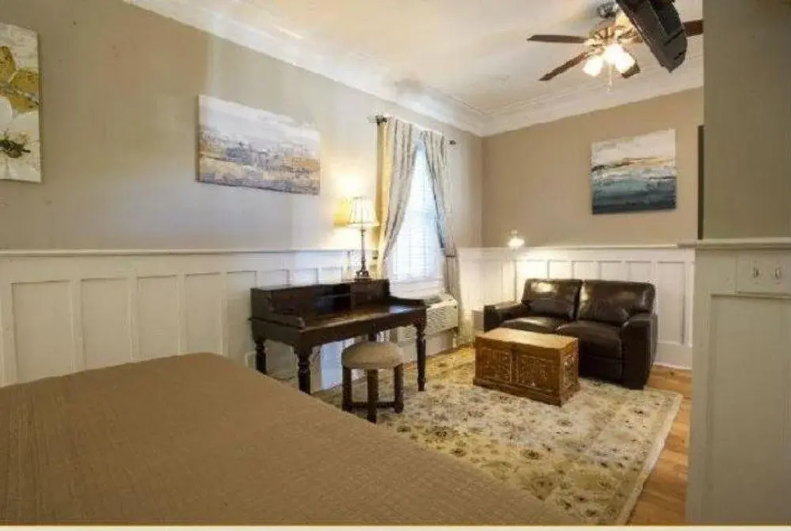 The Palmetto House Inn