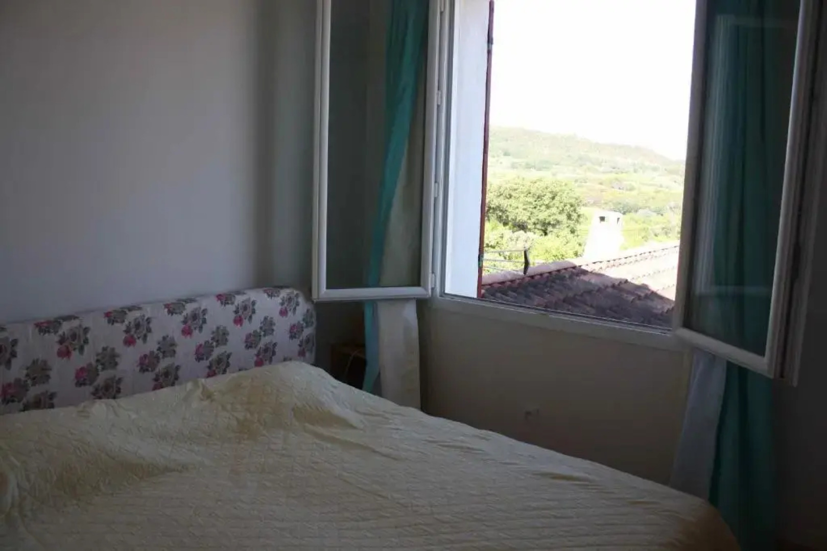 À l'ombre du mûrier