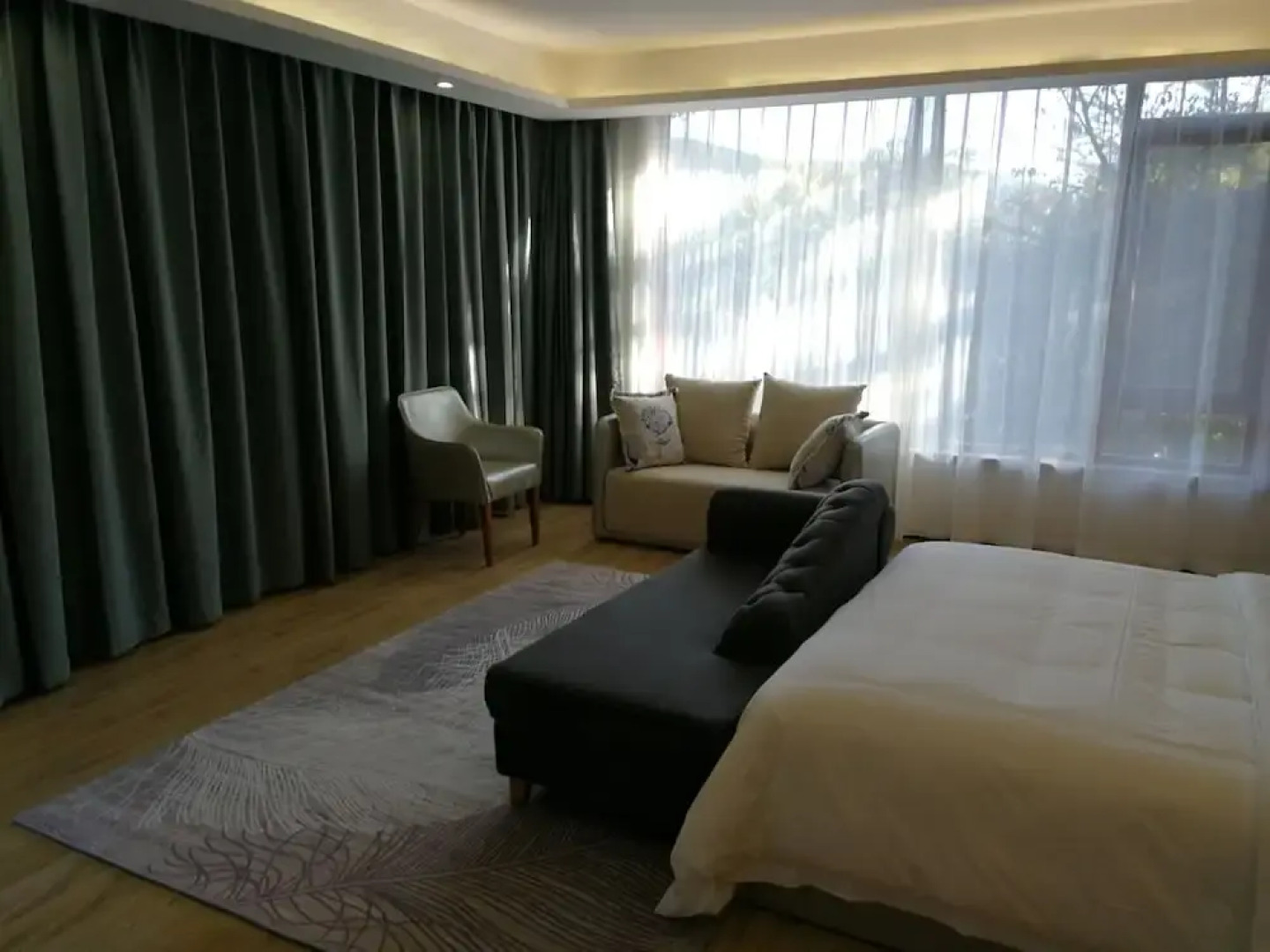 Lushan Xinyuan Hotel