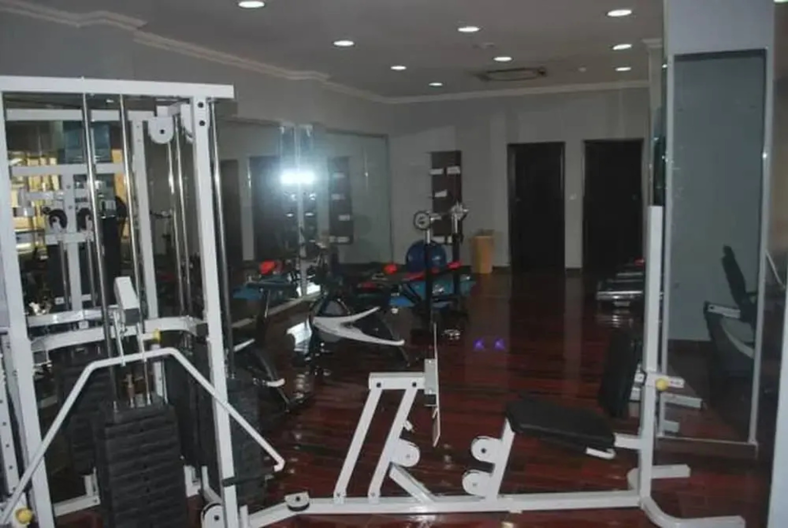 Carlton Gate Xclusive Hotel