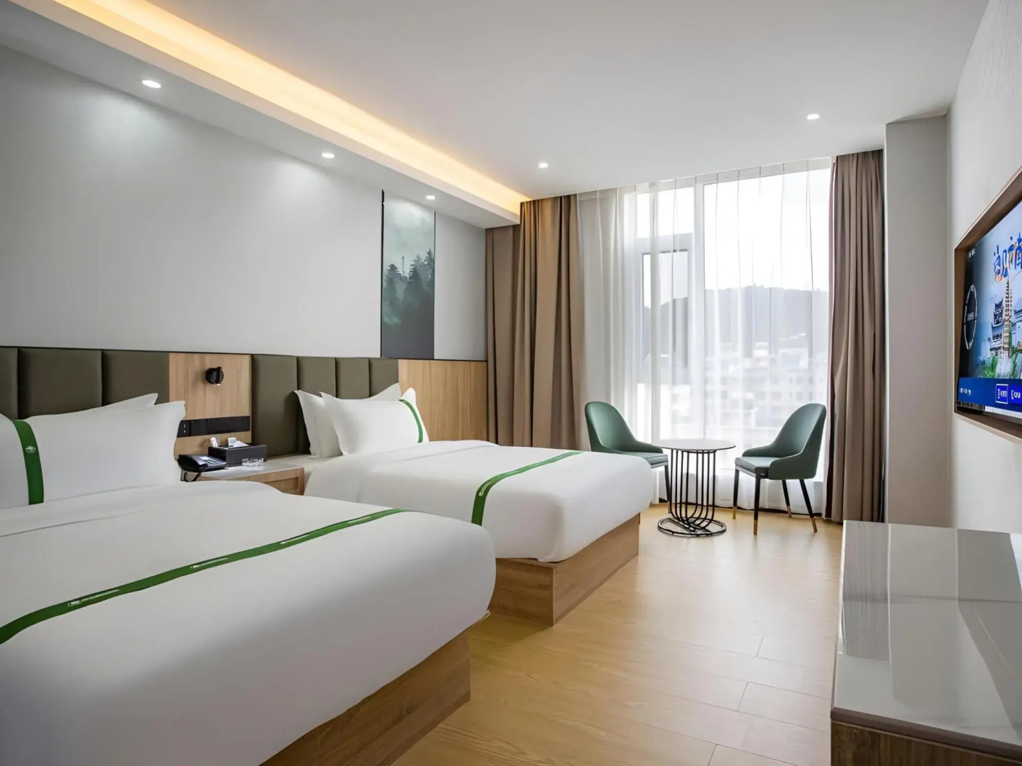 GreenTree Inn (Chuxiong Xianren Ancient Town Shop)