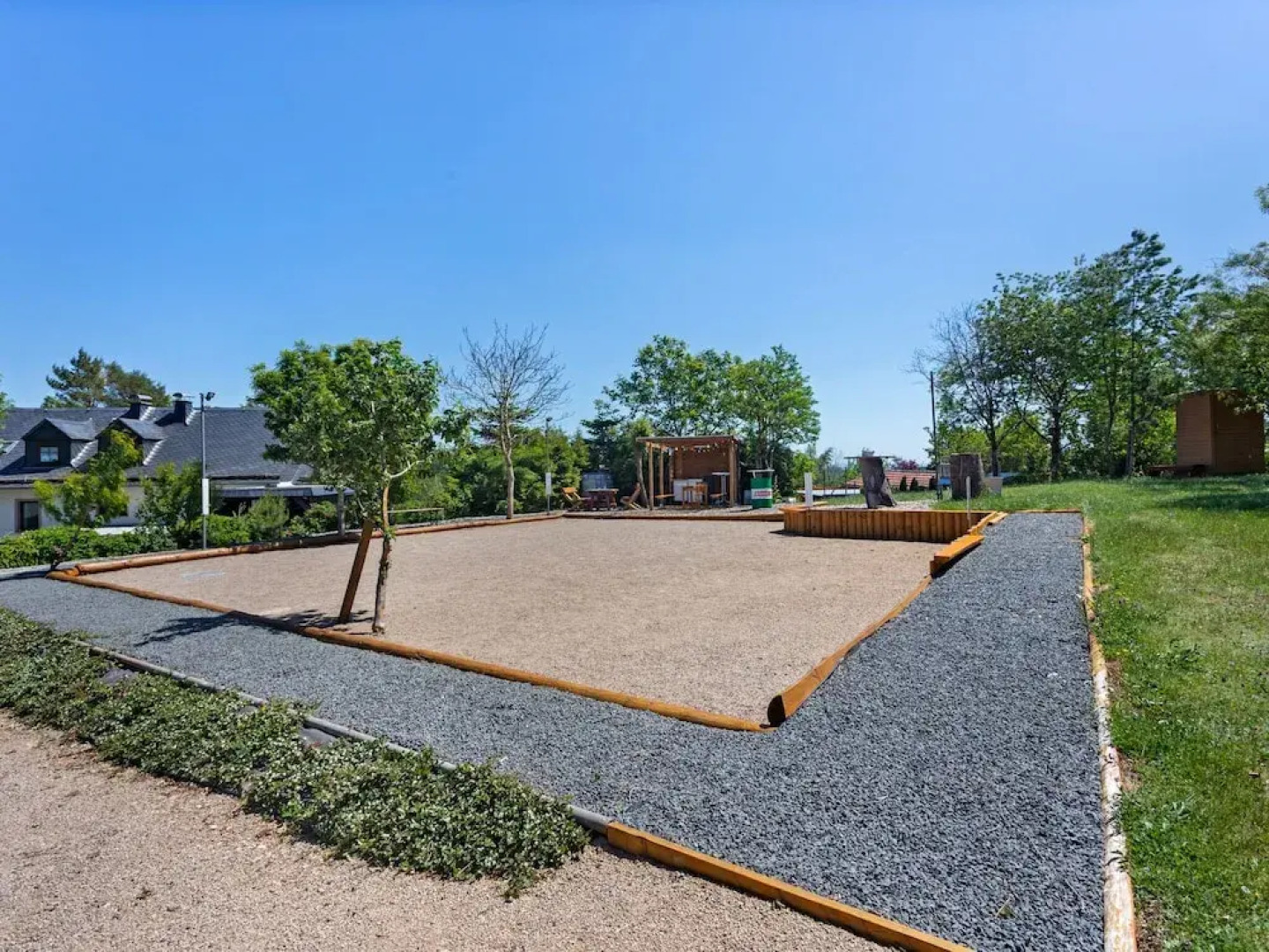 Amazing Holiday Home in Plütscheid with Garden