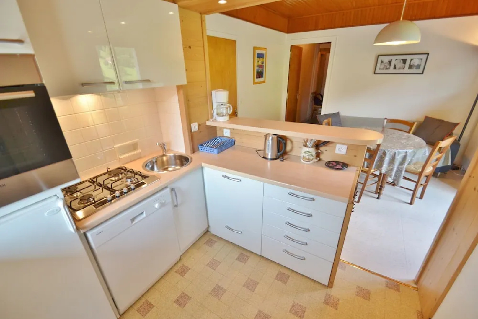 Labry & Co - ARAVIS Holidays