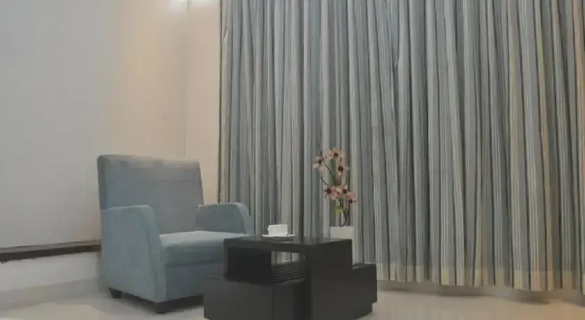 Summit Airport Hotel & Spa