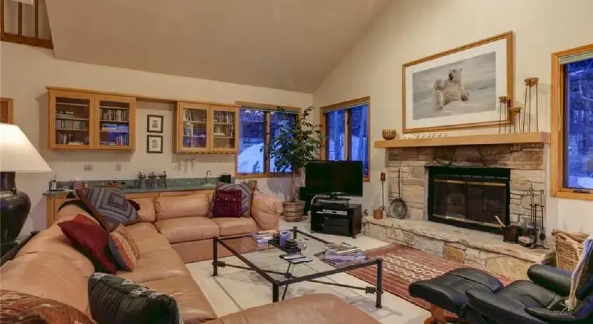 RedAwning House with Mountain Views