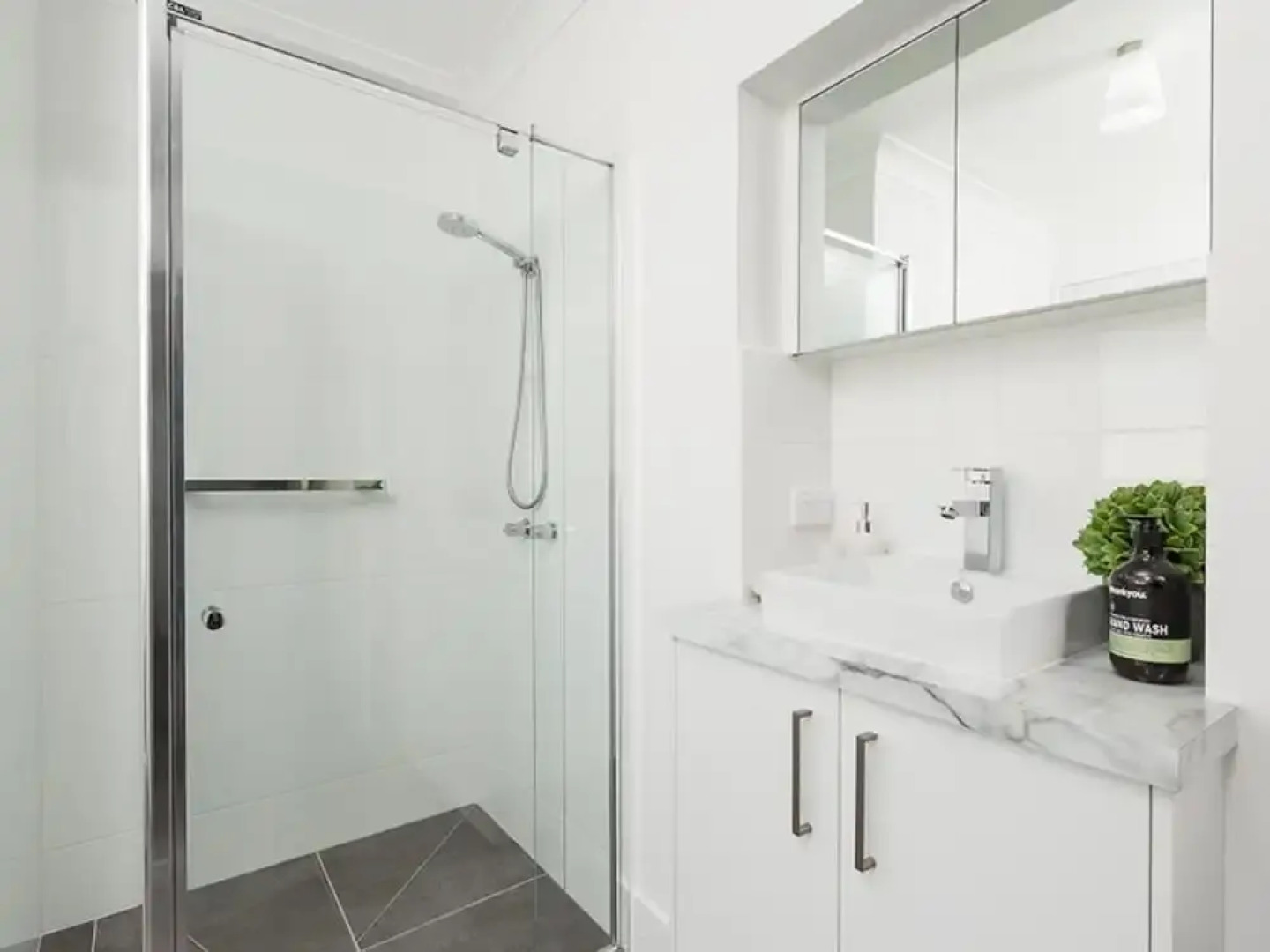 New York Dreamer - Central & Sophisticated