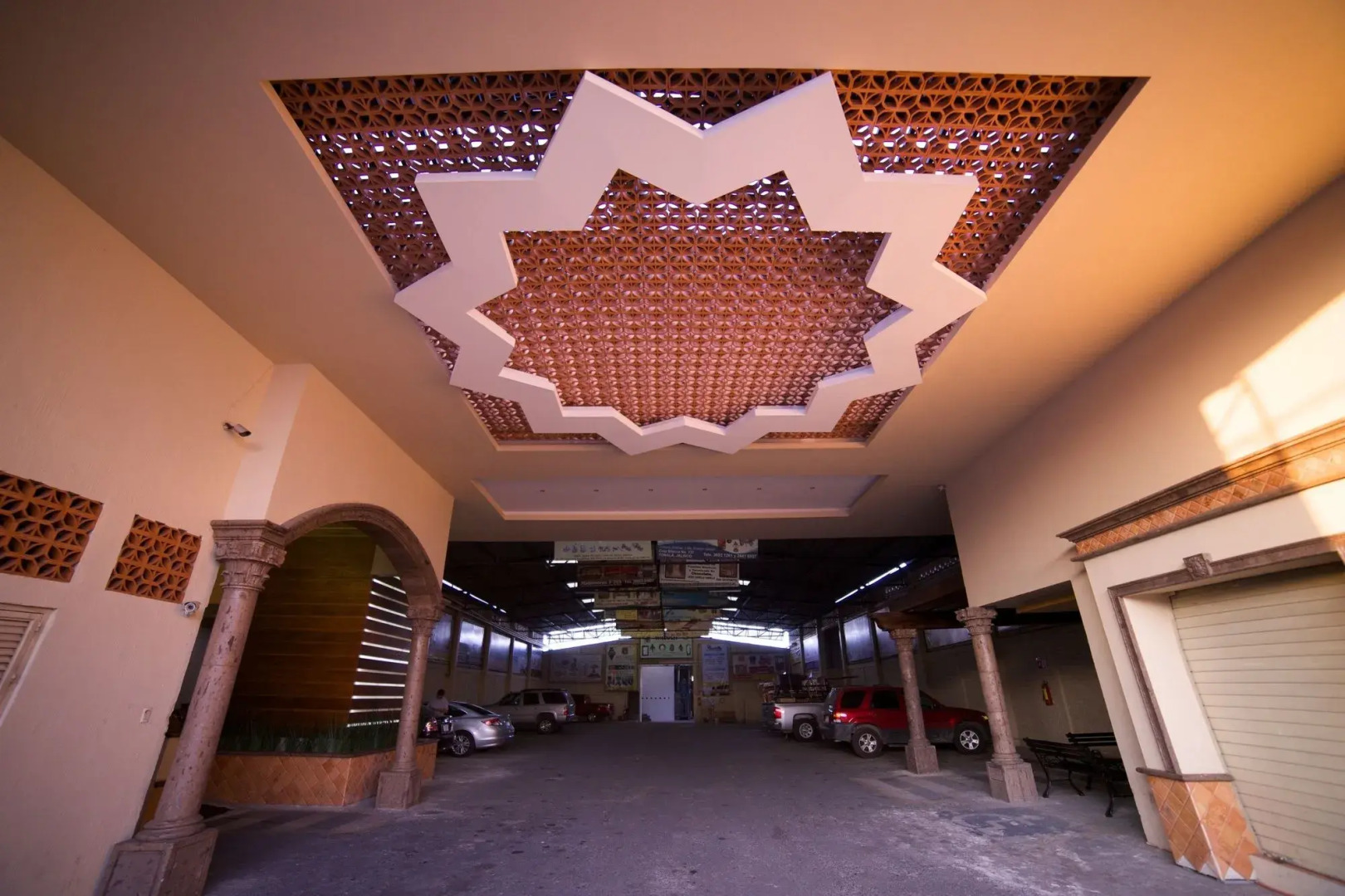 Hotel Hacienda del Sol