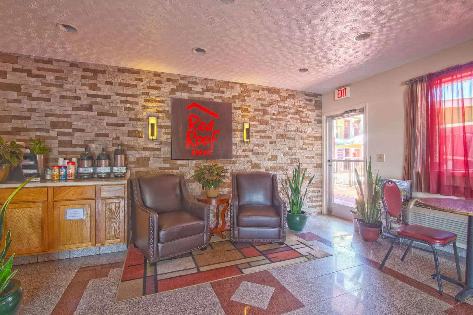 Red Roof Inn Crossville